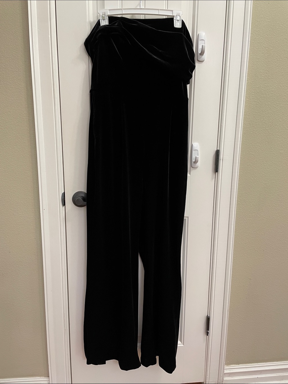 Steve Madden Black Strapless Velvet Wide-Leg Jumpsuit